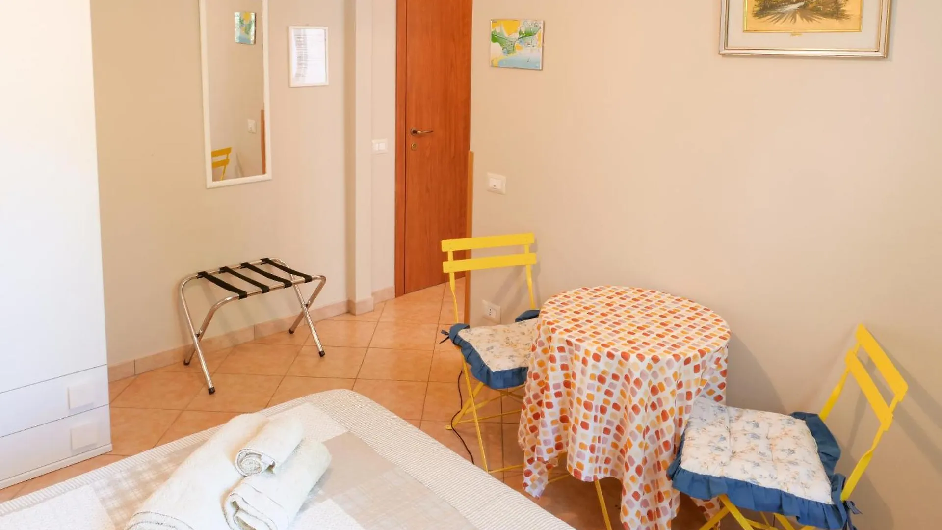 B&B I Colori Di Chia Bed and Breakfast