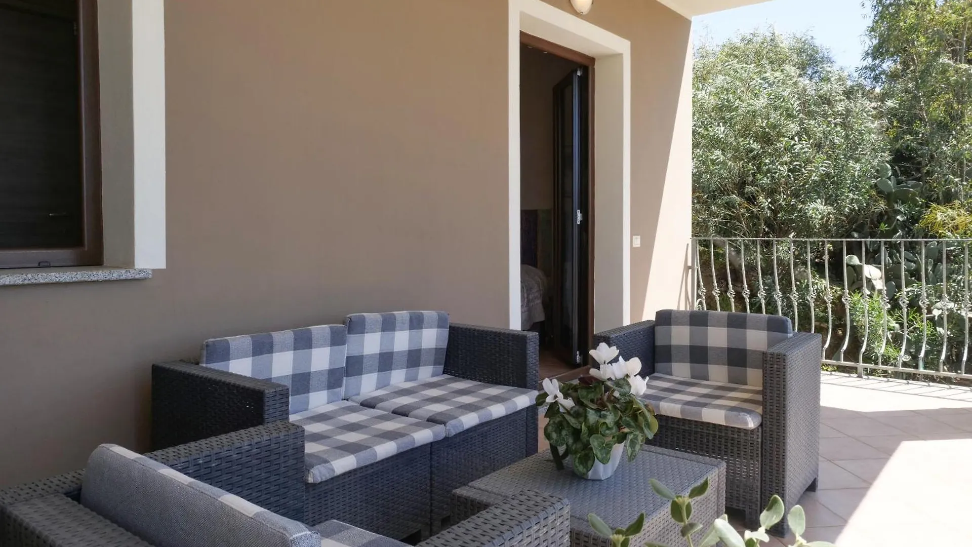 B&B I Colori Di Chia Bed & Breakfast